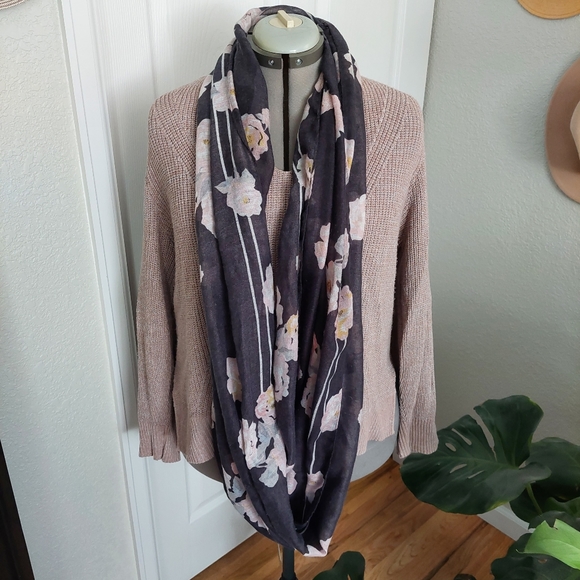 Loft infinity scarf - Picture 4 of 6